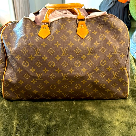 100% Authentic LOUIS VUITTON Speedy 40  Monogram Hand Bag EUC🤎🤎 - Picture 1 of 14
